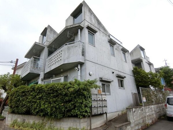 リサージュの物件外観写真